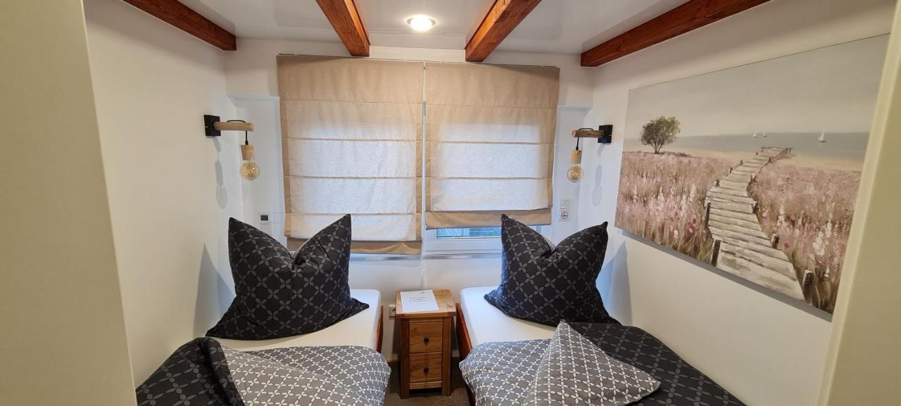 Ferienhaus Am See-2 Hungen Exteriör bild