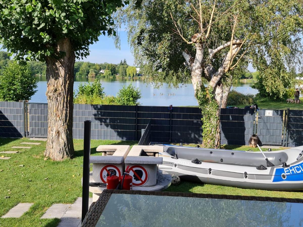 Ferienhaus Am See-2 Hungen Exteriör bild